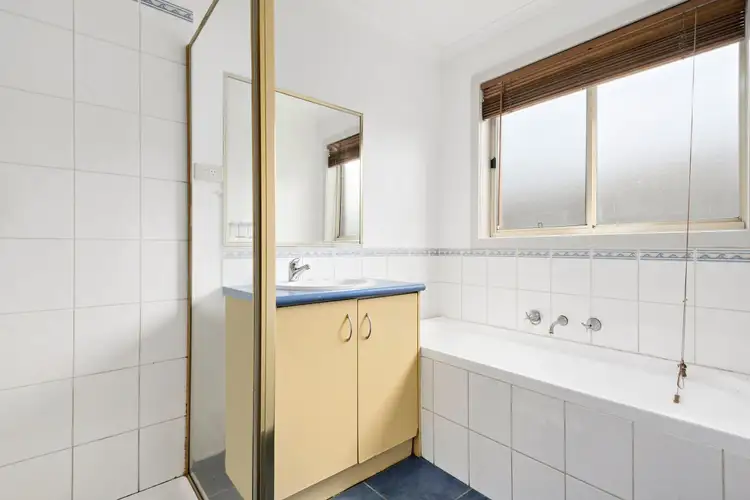 Fifth view of Homely house listing, 26 Bushlark Drive, Carrum Downs VIC 3201