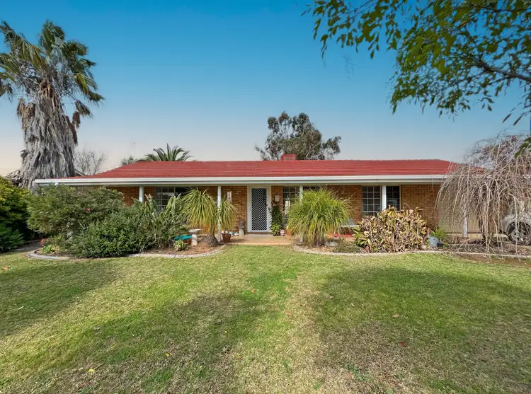 11 Thames Street, Forbes NSW 2871