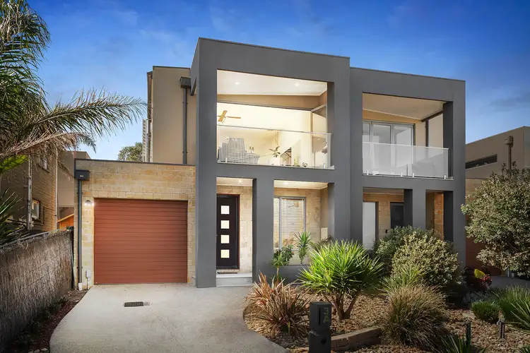3A Marina Grove, Bonbeach VIC 3196