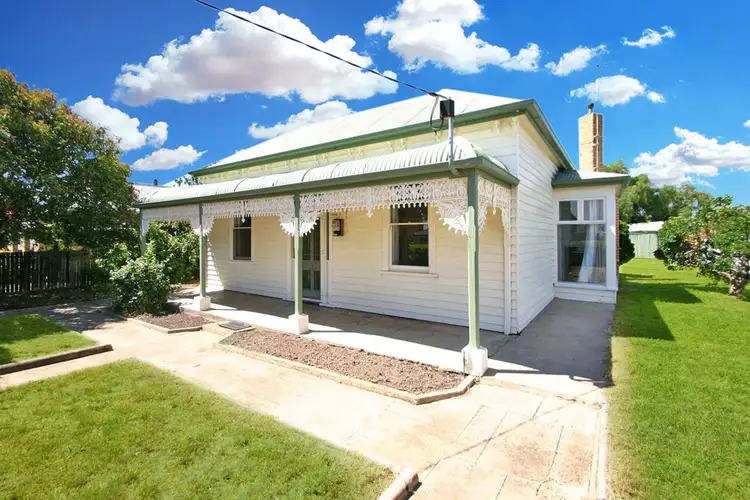 106 Moore Street, Ararat VIC 3377