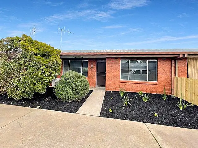 Main view of Homely unit listing, 2/119-121 Mackellar Street, Benalla VIC 3672