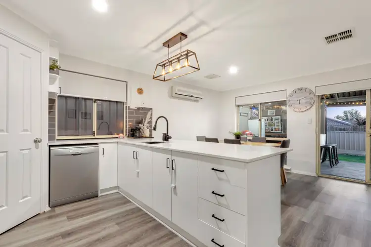 Fifth view of Homely house listing, 2 Winchester Street, Craigmore SA 5114