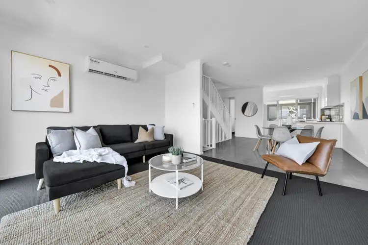 Sixth view of Homely townhouse listing, 18 Zara Court, Officer VIC 3809