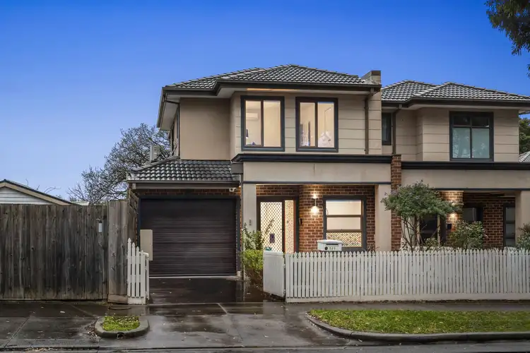 1/1 Malabar Road, Blackburn VIC 3130
