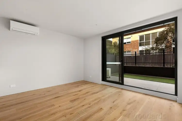 Second view of Homely apartment listing, 4/23 Bent Street, Bentleigh VIC 3204
