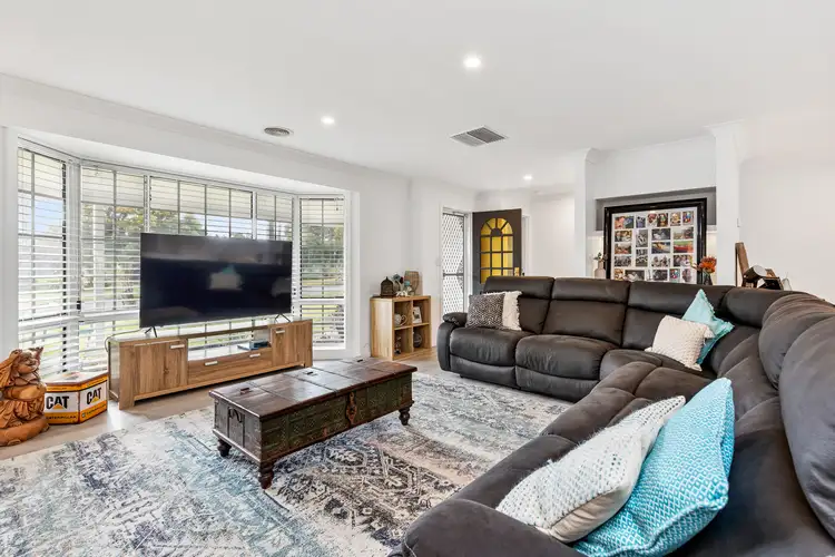 Seventh view of Homely house listing, 2 Gardenia Avenue, Lake Albert NSW 2650