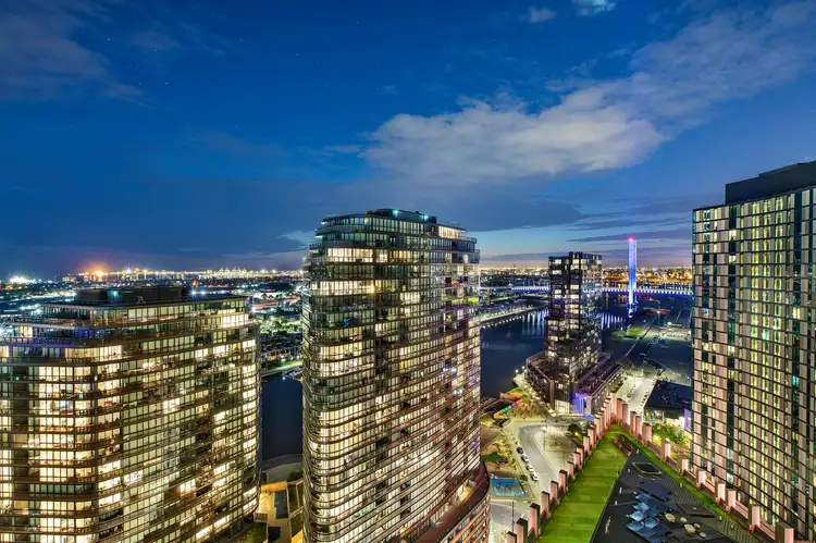 2607E/888 Collins Street, Docklands VIC 3008