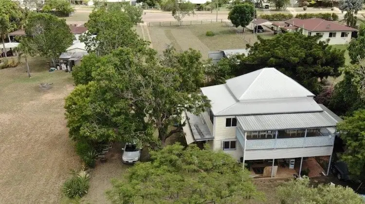 36 Rowe Street, Mosman Park QLD 4820