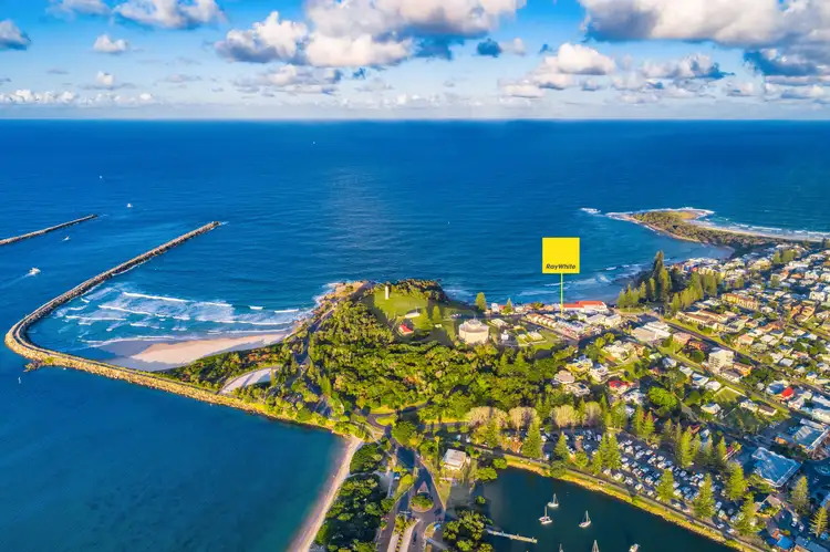 7 Pilot Street, Yamba NSW 2464