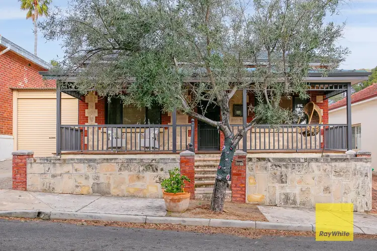 11 Tuckfield Street, Fremantle WA 6160