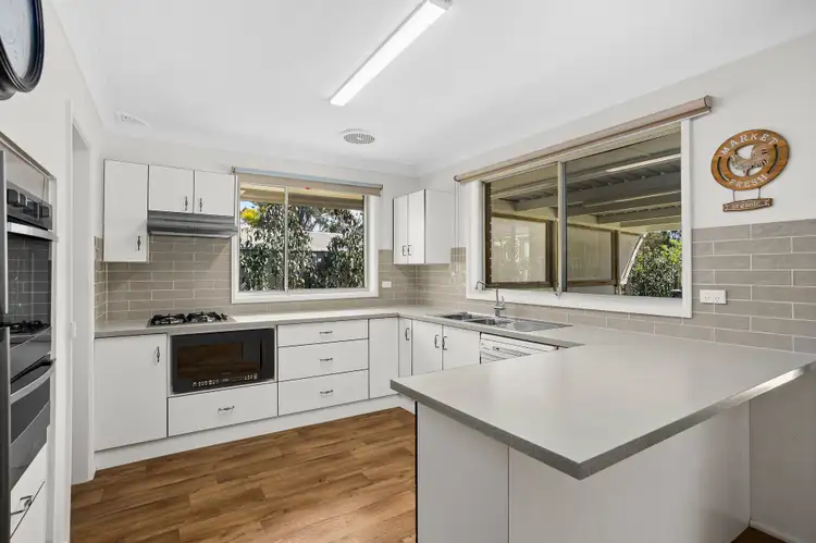 Fifth view of Homely house listing, 4 Oaks Avenue, Kanahooka NSW 2530
