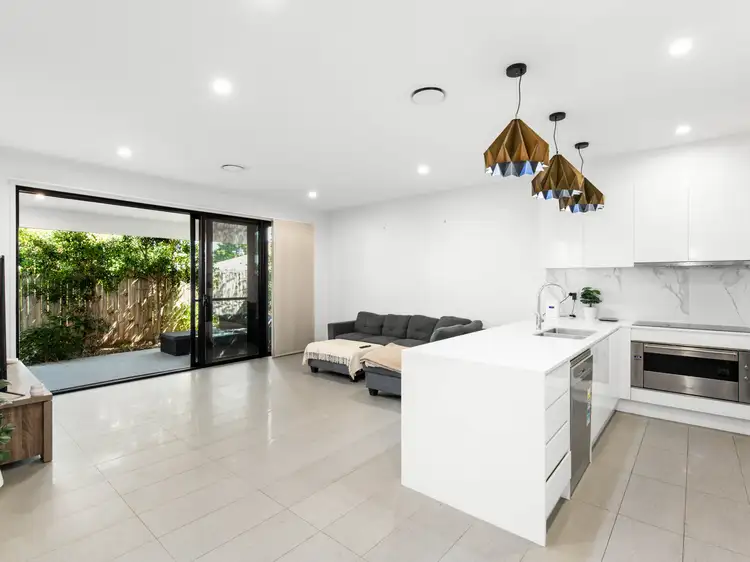 12 Gibson Lane