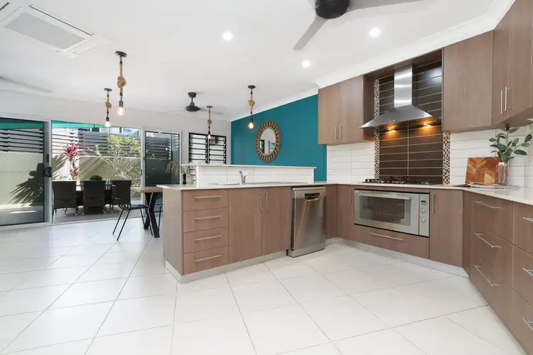 Fifth view of Homely townhouse listing, 6/11 Villaflor Crescent, Woolner NT 820