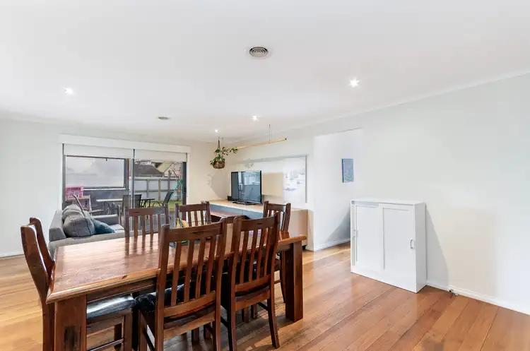 Fourth view of Homely house listing, 2 Leslie Court, Warrnambool VIC 3280