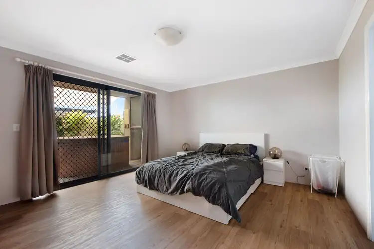 Fifth view of Homely house listing, 10A Edgewater Close, Glenfield WA 6532