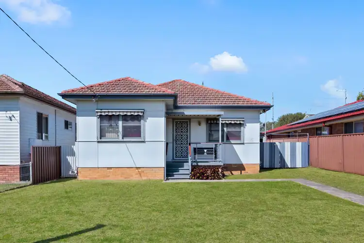 Main view of Homely house listing, 52 Belford Street, Ingleburn NSW 2565