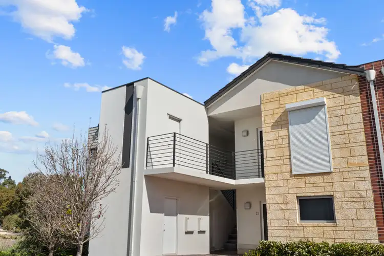 24/2 Louvre Way, Baldivis WA 6171