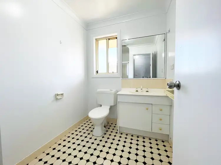 Seventh view of Homely unit listing, 2/35a Cecile Street, Parkes NSW 2870