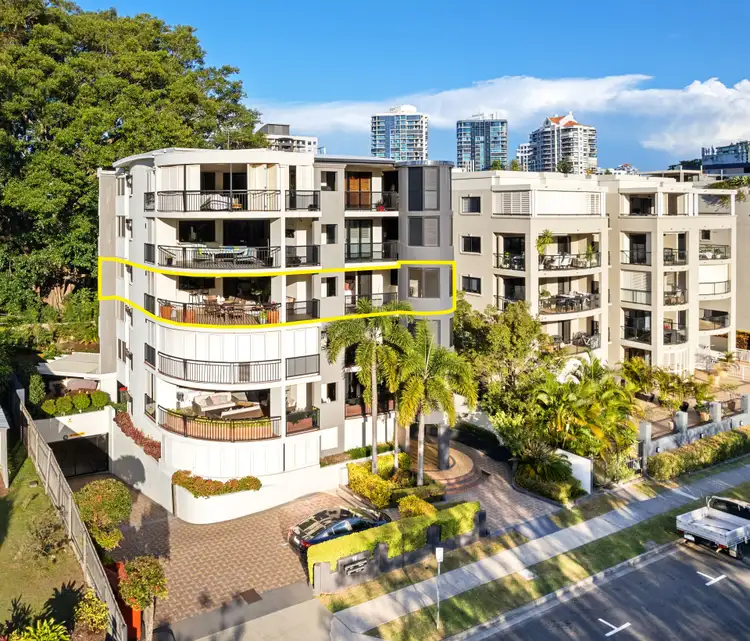 Third view of Homely apartment listing, 4/16 MacDonald Street, Kangaroo Point QLD 4169
