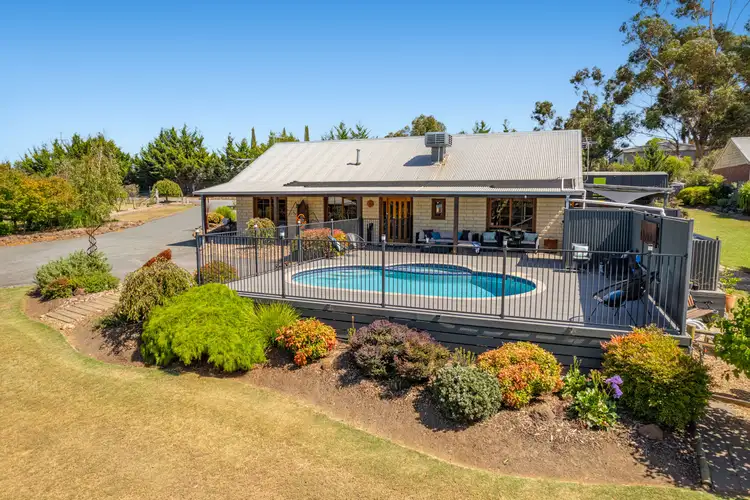 104 Holts Lane, Darley VIC 3340
