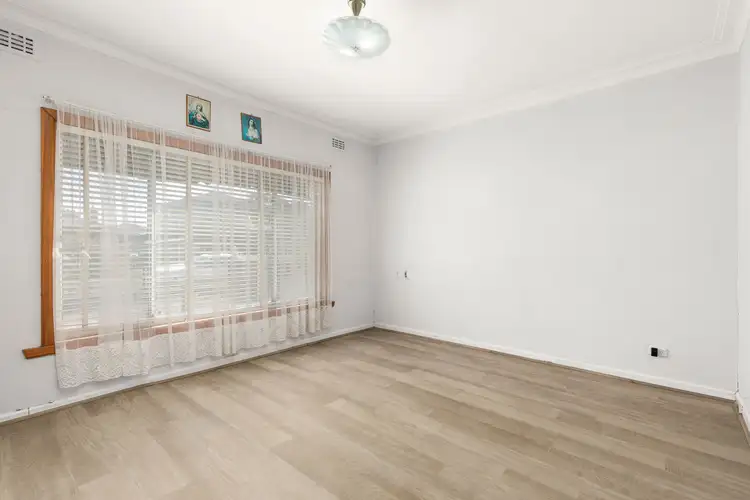 Fifth view of Homely house listing, 37 Pengana Avenue, Glenroy VIC 3046