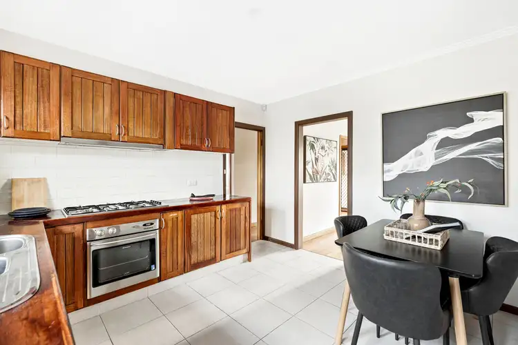 Fifth view of Homely house listing, 5 Janice Court, Fawkner VIC 3060