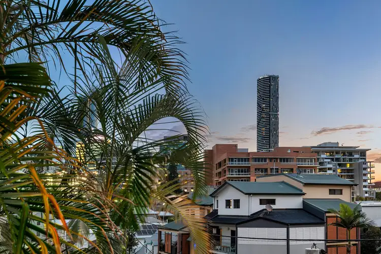 Sixth view of Homely apartment listing, 1/115 Berry Street, Spring Hill QLD 4000