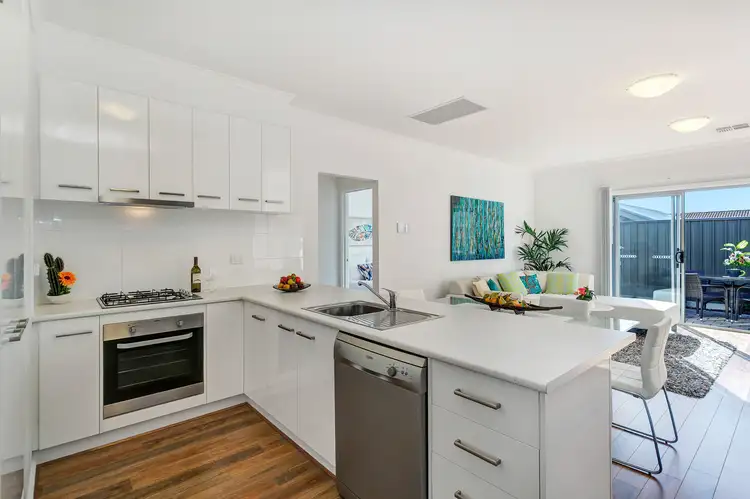 2 Aboyne Avenue, Seacliff Park SA 5049