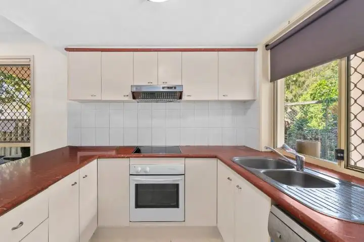 Fifth view of Homely townhouse listing, 20/113-115 Arundel Drive, Arundel QLD 4214