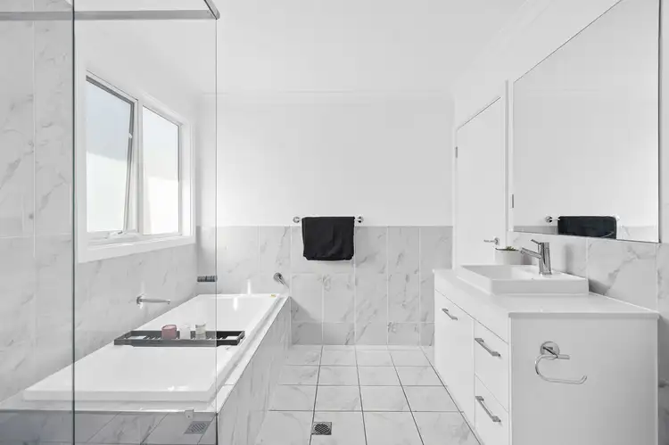 Sixth view of Homely house listing, 1/176 Pioneer Drive, Flinders NSW 2529