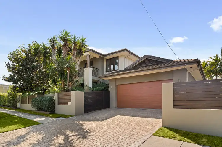 226 Long Street East, Graceville QLD 4075