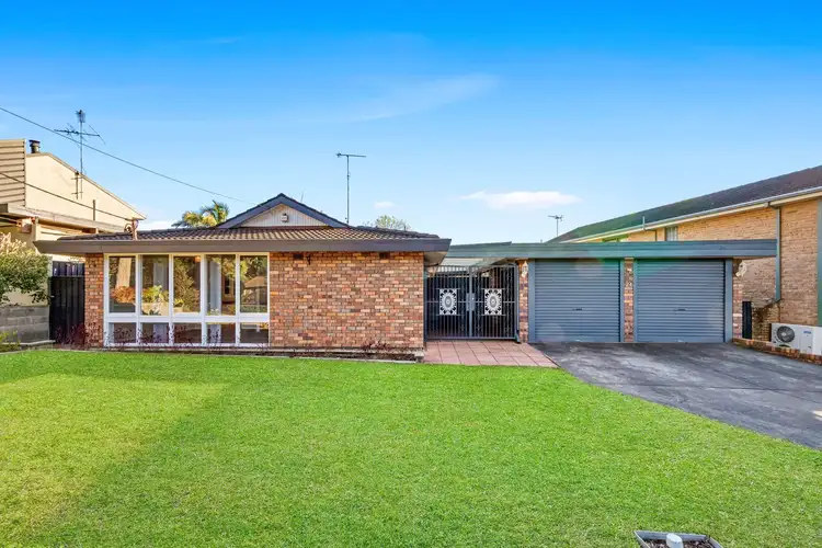 24 Wiseman Road, Castle Hill NSW 2154