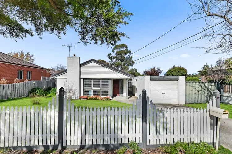 30 Bizley Street, Mount Waverley VIC 3149