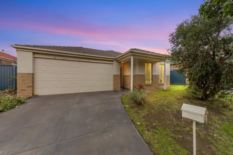 63 The Parkway, Pakenham VIC 3810