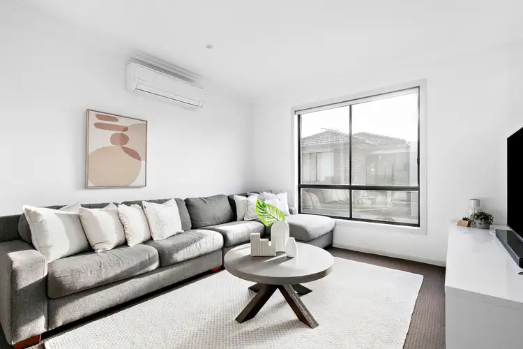 Second view of Homely townhouse listing, 8/489B Mahoneys Road, Fawkner VIC 3060
