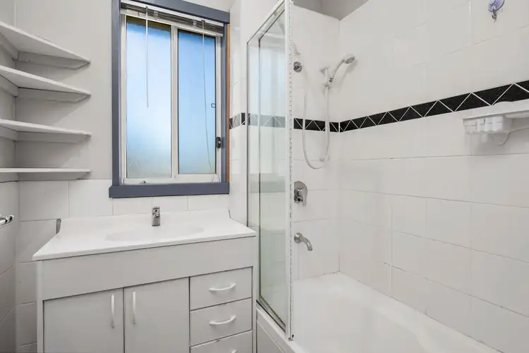 Fifth view of Homely house listing, 6 Montreal Avenue, Corio VIC 3214