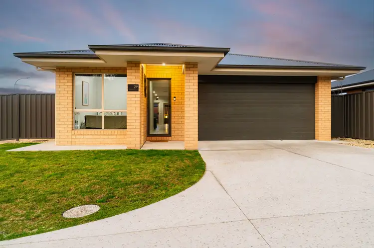 29 Gabudha Court, Thurgoona NSW 2640