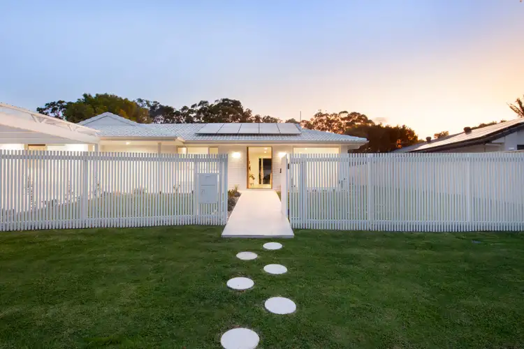 21 Willis Court, Mermaid Waters QLD 4218