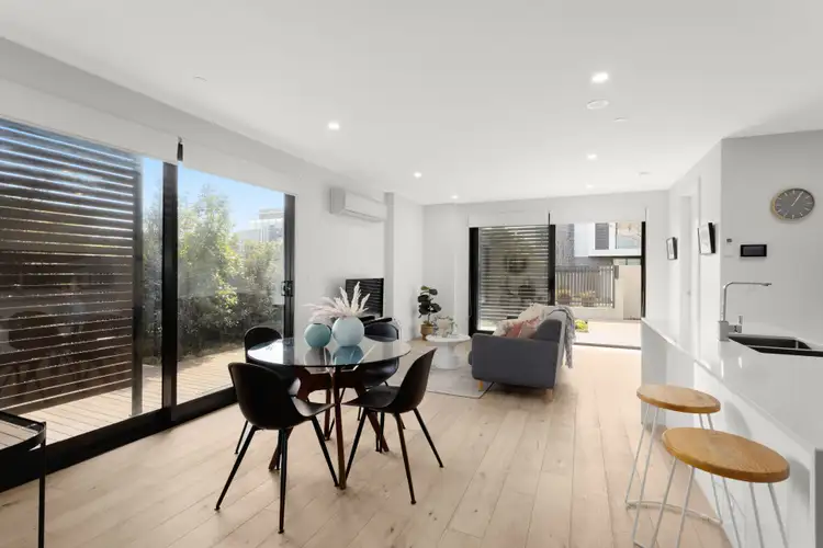 Second view of Homely apartment listing, 2/21 Belsize Avenue, Carnegie VIC 3163