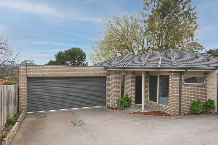 48A Bimbadeen Drive, Mooroolbark VIC 3138