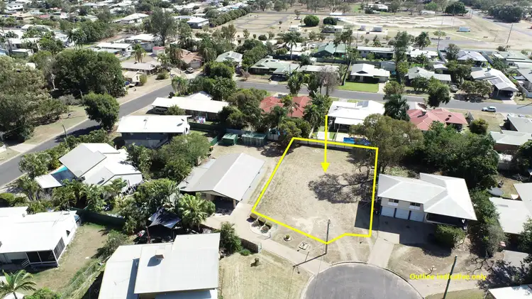 11 Fielder Place, Emerald QLD 4720