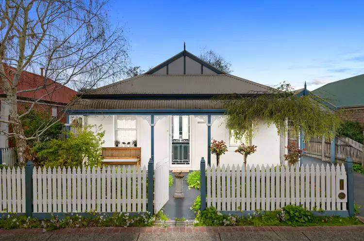 Main view of Homely house listing, 5 Rosewood Place, Chirnside Park VIC 3116