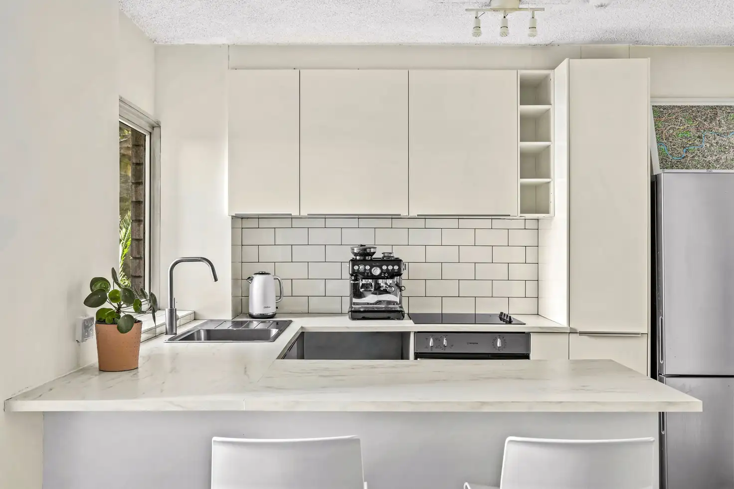 Main view of Homely apartment listing, 13/41-49 Roslyn Gardens, Elizabeth Bay NSW 2011