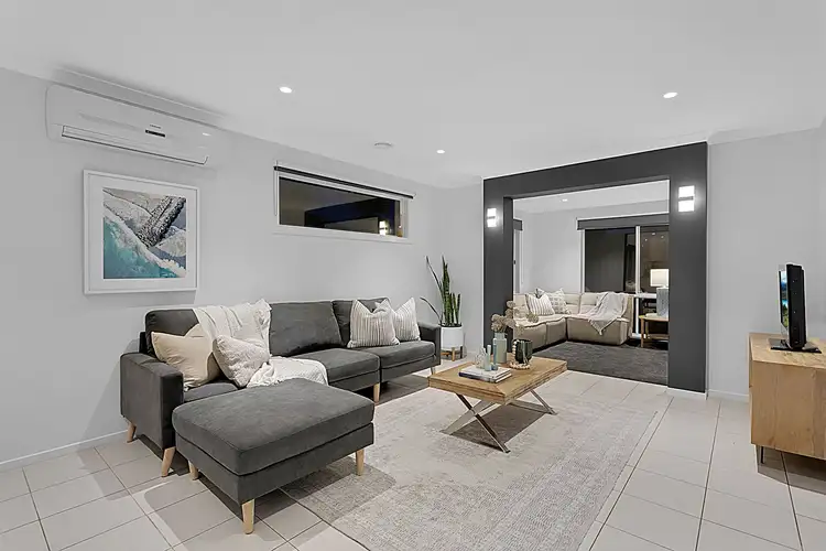 Fifth view of Homely house listing, 18 Walnut Way, Pakenham VIC 3810