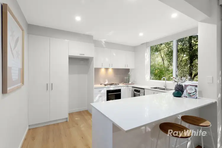 Second view of Homely apartment listing, 6/2 Ash Grove, Caulfield VIC 3162