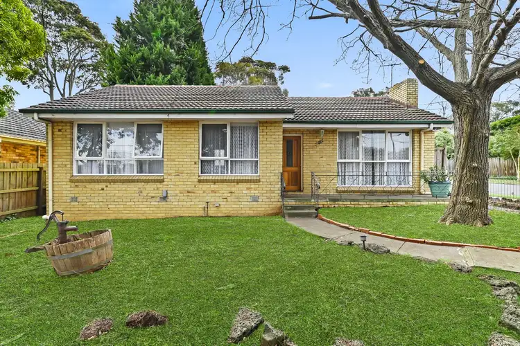 11 Henwood Street, Blackburn South VIC 3130