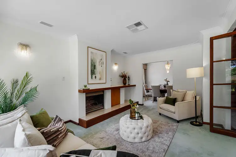 Fourth view of Homely house listing, 10 Jackadder Way, Woodlands WA 6018