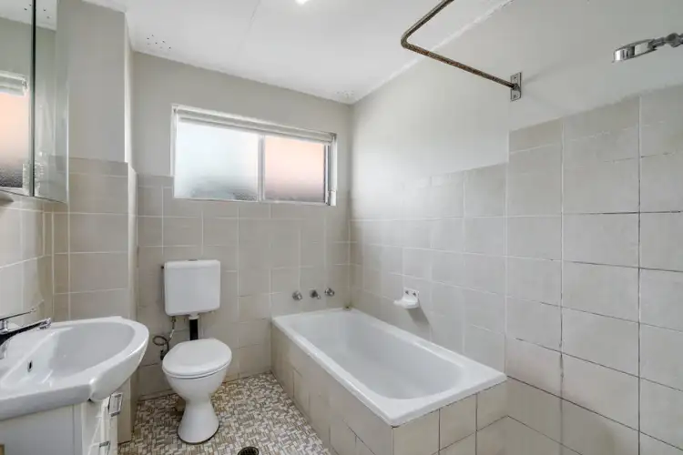 Fourth view of Homely house listing, 1/68 Henry Parry Drive, Gosford NSW 2250