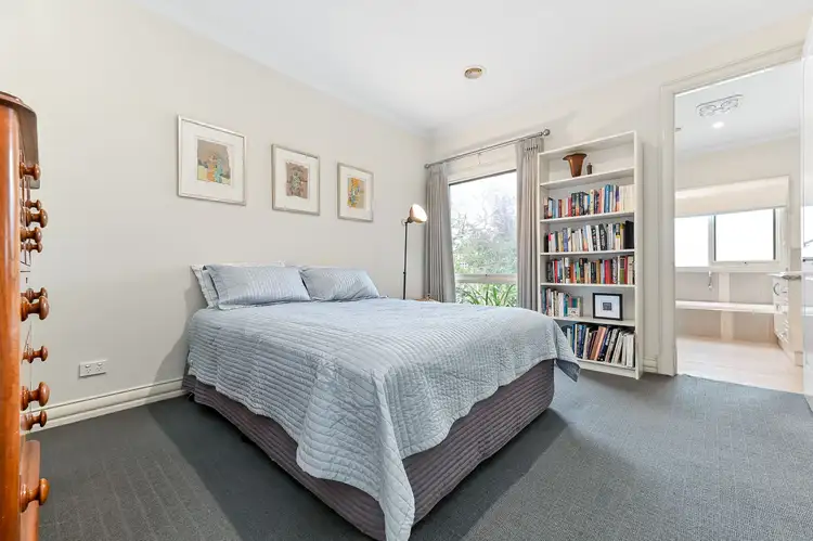 Sixth view of Homely unit listing, 2/20 Irving Street, Mount Waverley VIC 3149