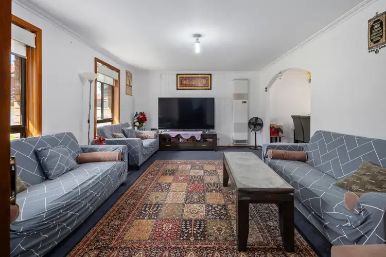 Second view of Homely unit listing, 2/8 Lois Court, Thomastown VIC 3074
